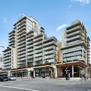 https://luxury-downtown-2-bedroom-suite-with-ac-and-pool.hotels-victoria.net